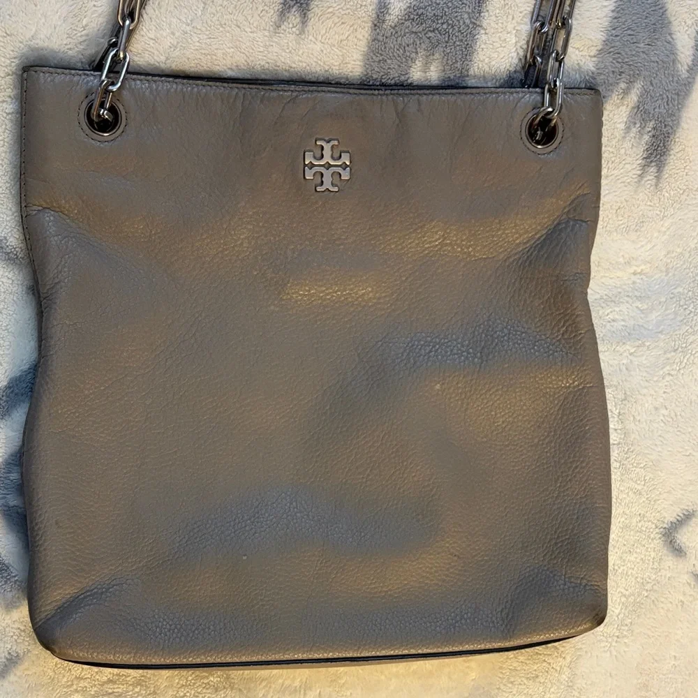 TORY BURCH Swingback Leather Shoulder Crossbody Bag French Grey/Tan